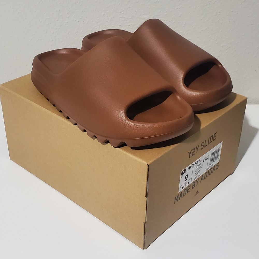Adidas Yeezy Slide